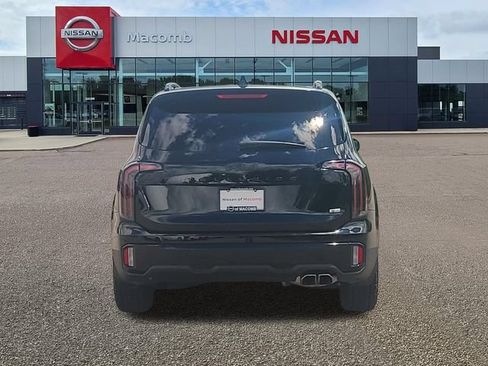 Used 2025 Kia Telluride AWD image 6