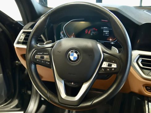 Used 2022 BMW 330i xDrive Sedan w/ Premium Package AWD/4WD image 17