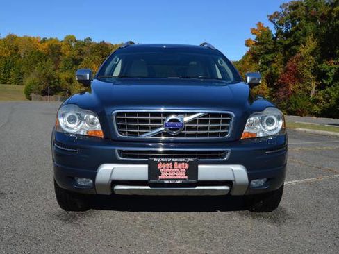 Used 2014 Volvo XC90 3.2 w/ Climate Package image 3