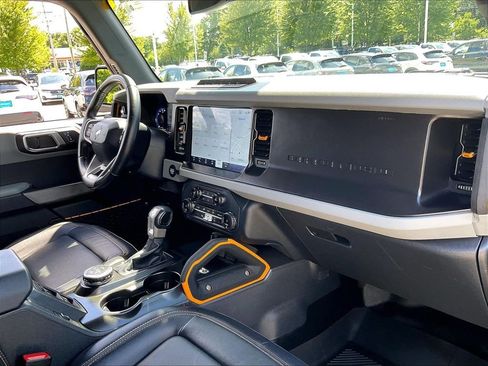 Used 2022 Ford Bronco Badlands AWD/4WD image 14