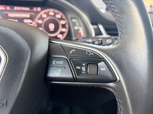 Used 2017 Audi Q7 3.0T Premium Plus AWD/4WD image 33