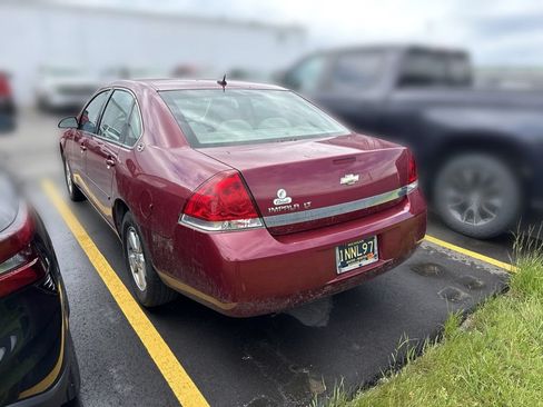 Used 2006 Chevrolet Impala LT FWD image 3