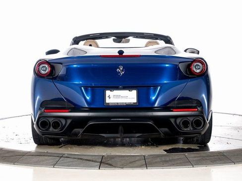 Certified 2019 Ferrari Portofino image 8