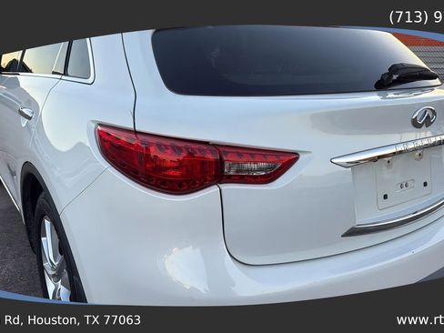 Used 2015 INFINITI QX70 3.7 w/ Premium Package image 16