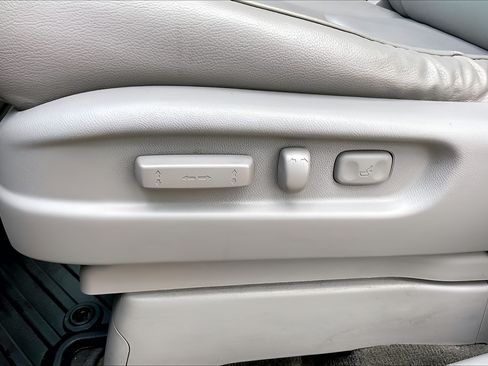 Used 2015 Honda Odyssey EX-L image 24