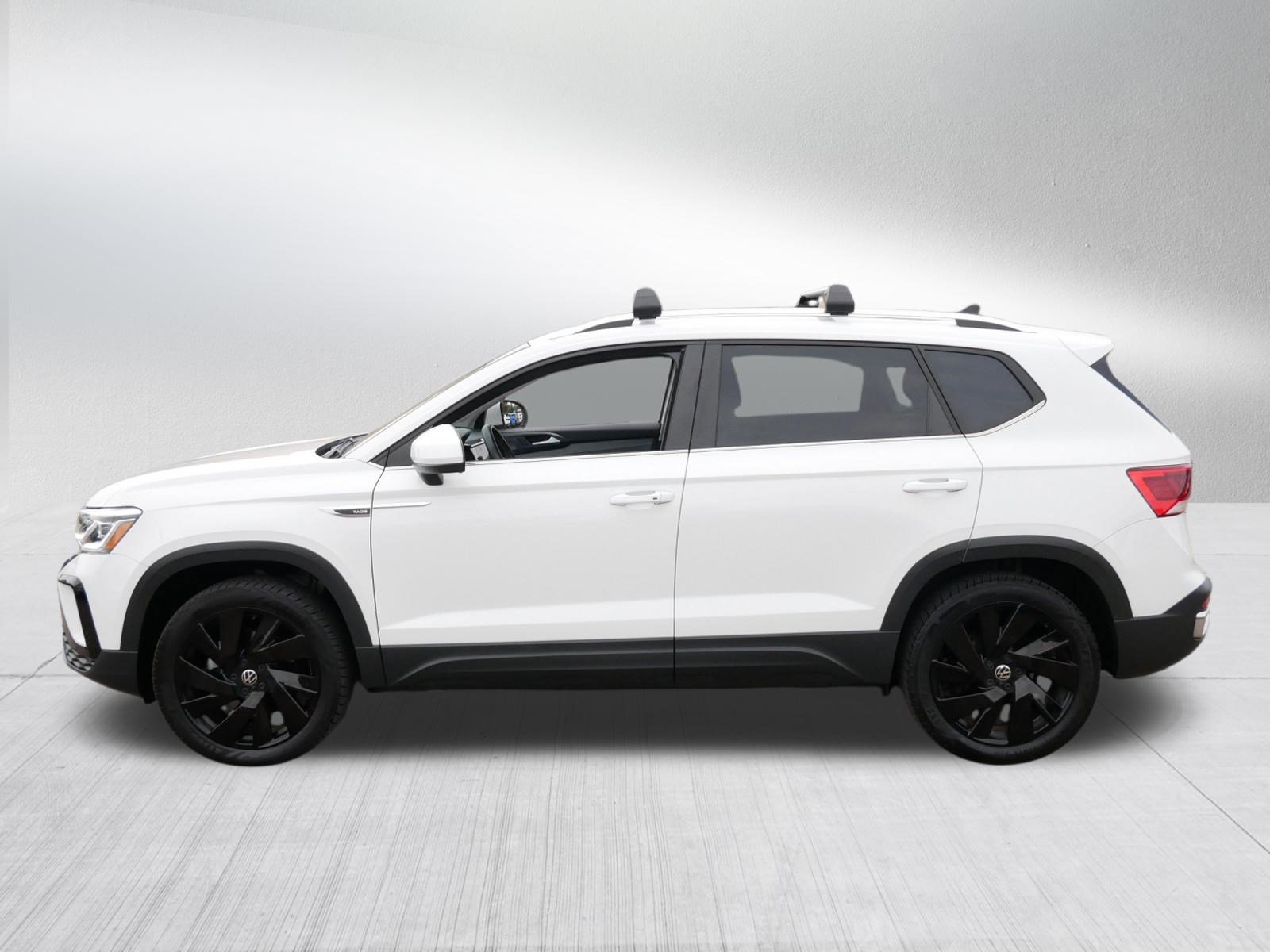 Certified 2023 Volkswagen Taos SEL AWD/4WD image 4