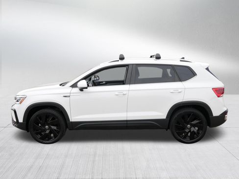 Used 2023 Volkswagen Taos SEL AWD/4WD image 4