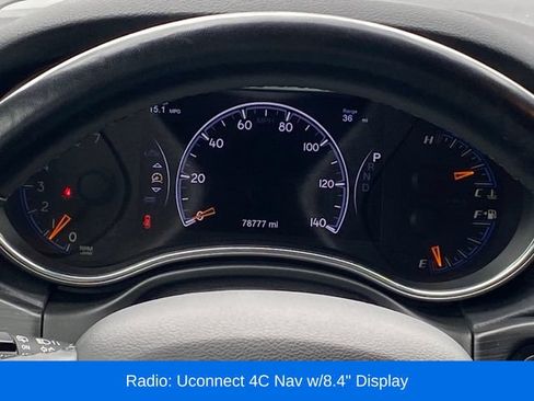 Used 2022 Jeep Grand Cherokee Limited w/ Technology Group AWD/4WD image 9