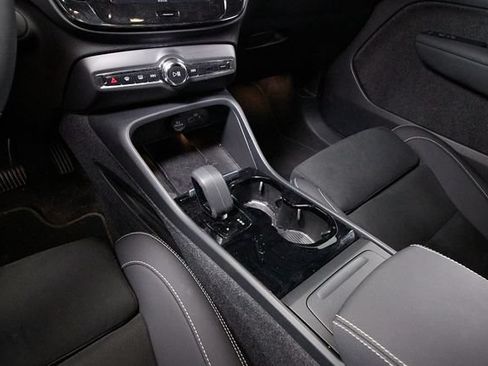 Certified 2023 Volvo C40 P8 Recharge Plus w/ Climate Package AWD/4WD image 9