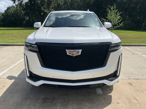 Used 2023 Cadillac Escalade Sport Platinum w/ Heavy-Duty Trailer Package AWD/4WD image 12