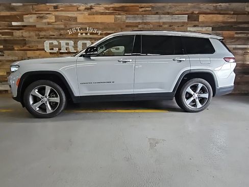 Used 2021 Jeep Grand Cherokee L Limited w/ Trailer Tow Group (B) image 15