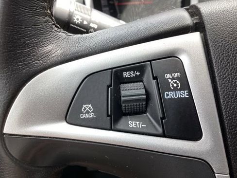 Used 2017 Chevrolet Equinox LT w/ Convenience Package FWD image 12