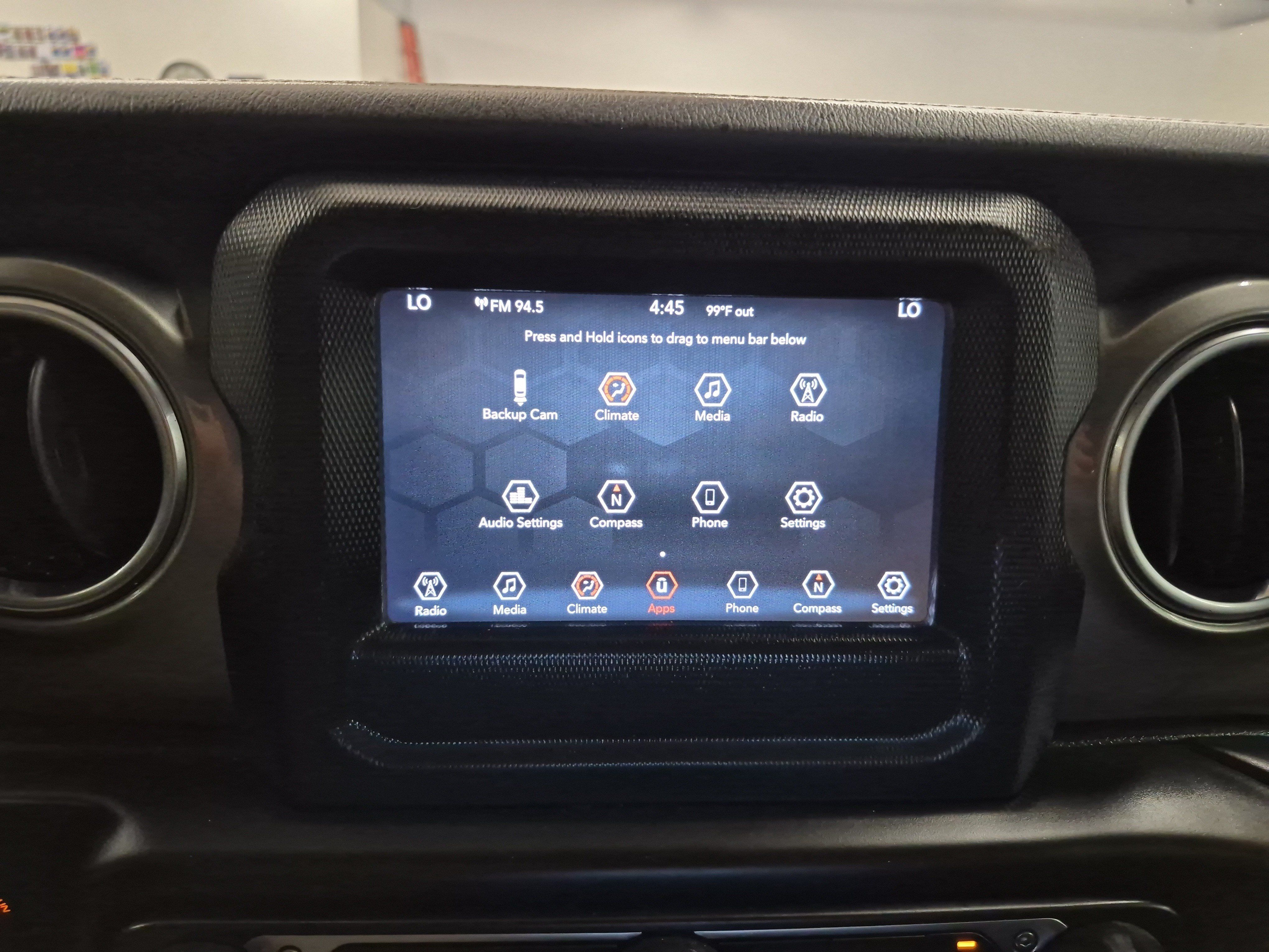 Used 2019 Jeep Wrangler Unlimited Sahara AWD/4WD image 35
