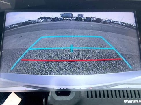 Used 2023 Toyota Camry SE image 26