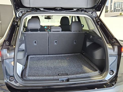 New 2026 Volkswagen Tiguan S FWD image 6