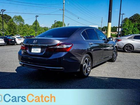 Used 2017 Honda Accord LX image 15