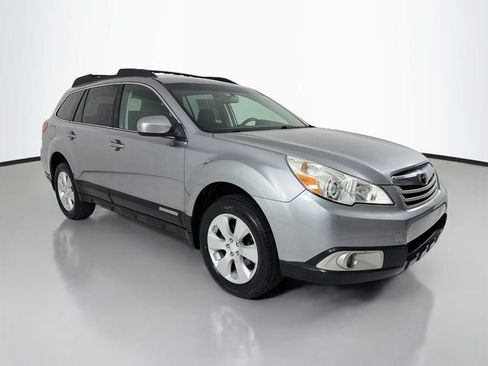 Used 2011 Subaru Outback 2.5i Premium w/ All-Weather Pkg AWD/4WD image 1