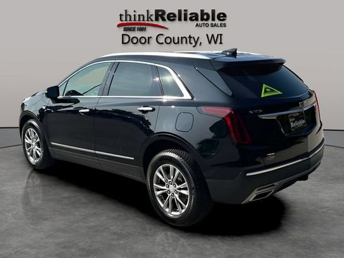 Used 2022 Cadillac XT5 Premium Luxury w/ Technology Package AWD/4WD image 3