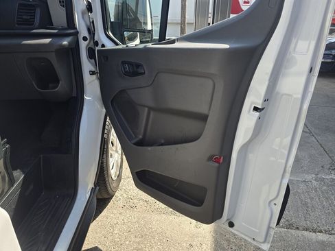 Used 2024 Ford Transit 350 XLT RWD image 10