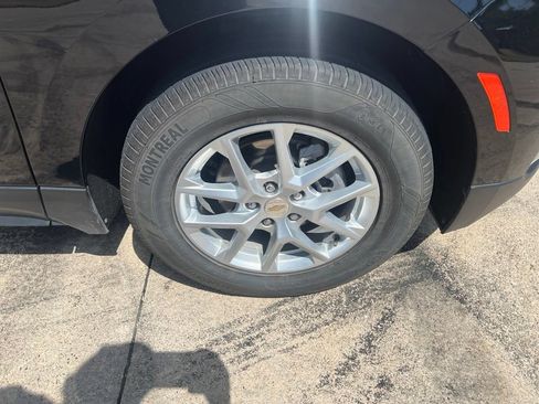 Used 2024 Chevrolet Equinox LT AWD/4WD image 22