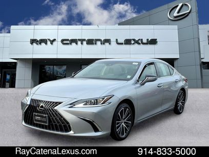 Certified 2022 Lexus ES 350 w/ Premium Package