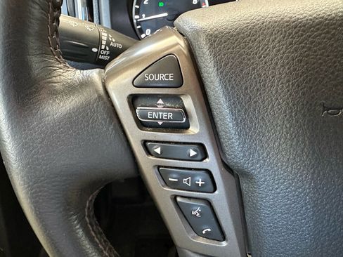 Used 2023 Nissan Titan Platinum Reserve w/ Moonroof Package AWD/4WD image 47