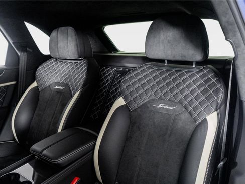 Used 2022 Bentley Bentayga Speed image 37