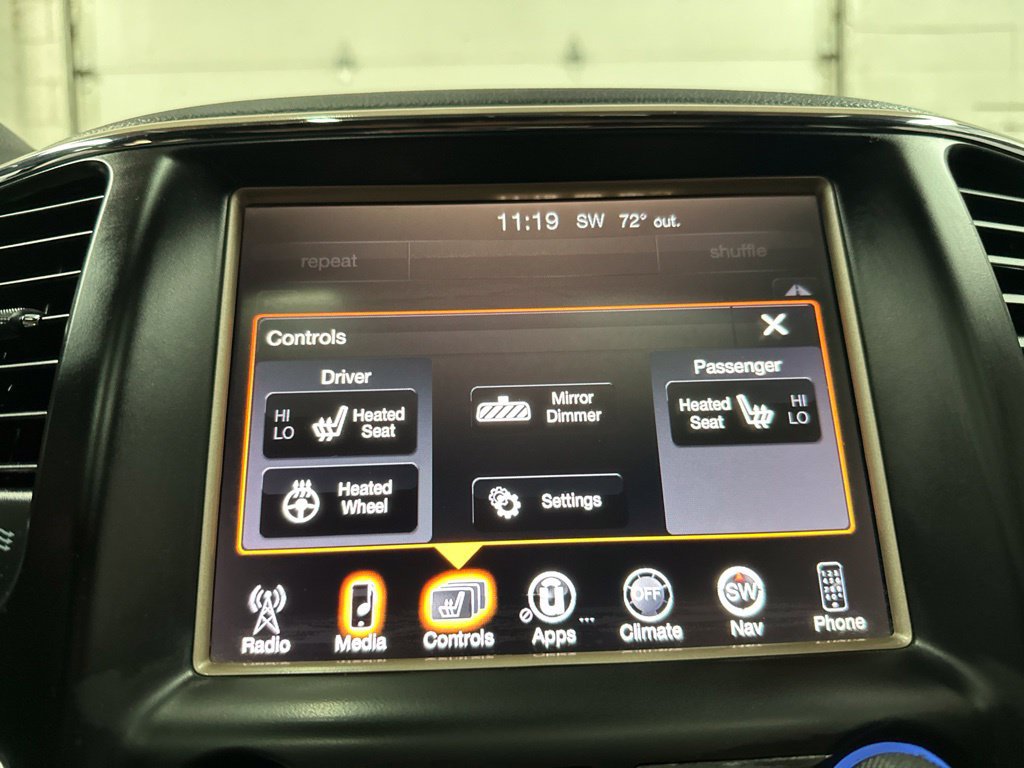 Used 2015 Jeep Grand Cherokee Limited AWD/4WD image 32