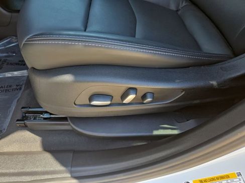 Used 2024 Cadillac XT6 Premium Luxury w/ LPO, Floor Liner Package AWD/4WD image 35