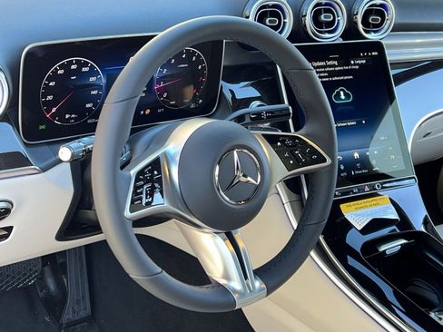 New 2026 Mercedes-Benz GLC 300 4MATIC image 14