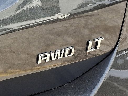 Used 2021 Chevrolet Equinox LT image 31