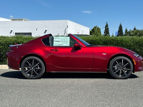 New 2026 MAZDA MX-5 Miata RF Grand Touring image 3