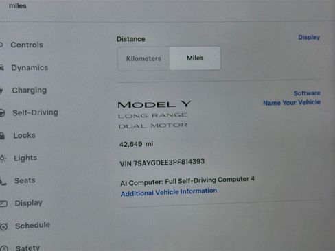 Used 2023 Tesla Model Y AWD image 12