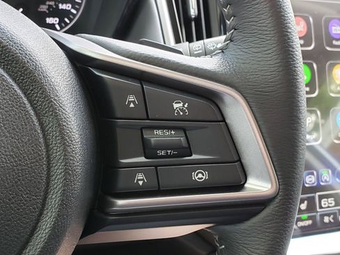 Used 2025 Subaru Outback Premium AWD/4WD image 21