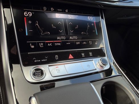 New 2026 Audi Q7 3.0T Premium Plus AWD/4WD image 20