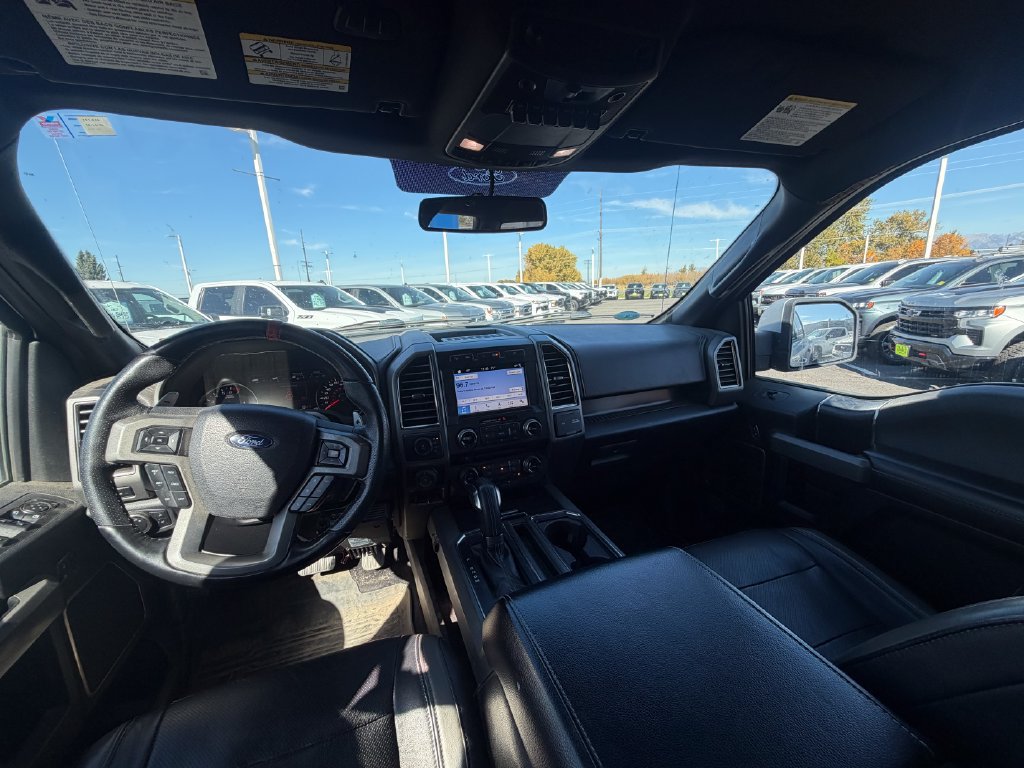 Used 2017 Ford F150 Raptor w/ Equipment Group 802A Luxury AWD/4WD image 3