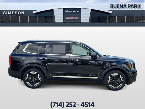 Used 2023 Kia Telluride S FWD image 9