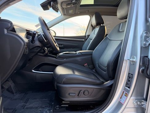 Used 2023 Hyundai Tucson Limited image 3
