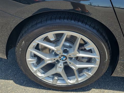 Used 2025 BMW 330i Sedan w/ Premium Package RWD image 10