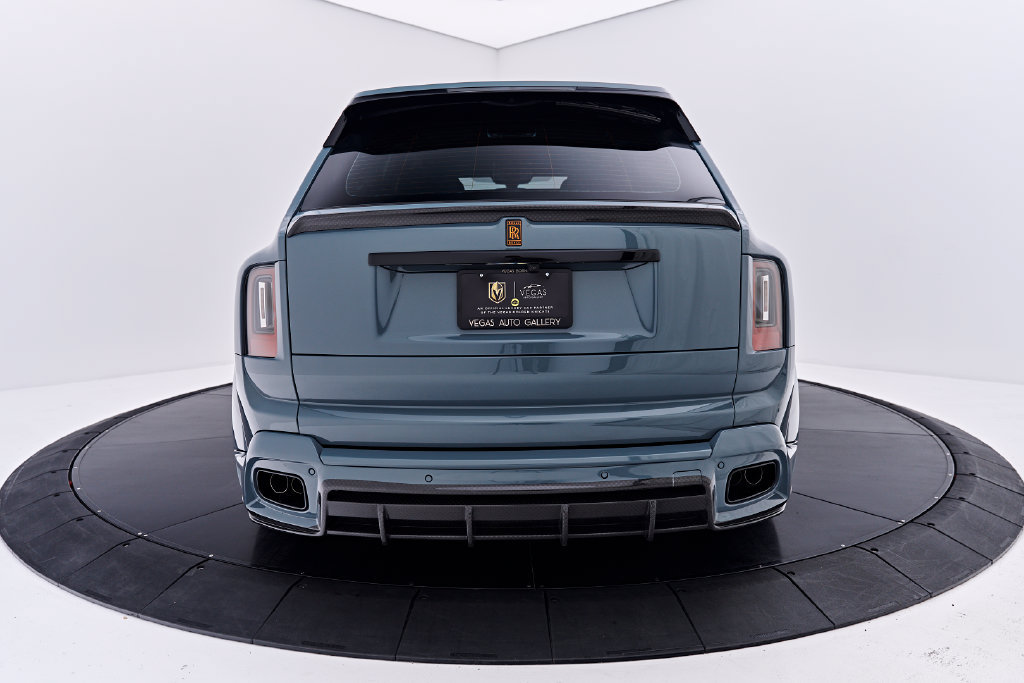 Used 2025 Rolls-Royce Cullinan AWD/4WD image 18
