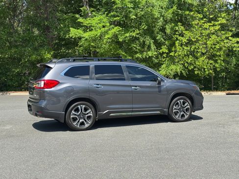 Used 2023 Subaru Ascent Touring AWD/4WD image 13