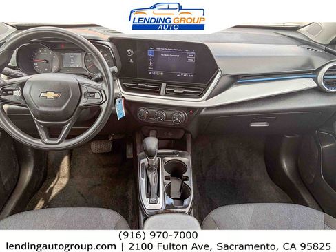 Used 2024 Chevrolet Trax LS FWD image 11