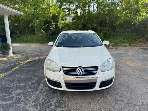 Used 2008 Volkswagen Jetta SE FWD image 2