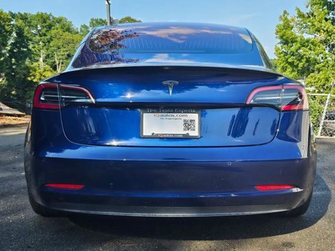 Used 2018 Tesla Model 3 Long Range RWD image 8