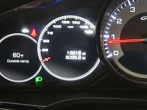 Used 2021 Porsche Cayenne GTS image 17