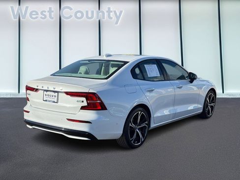 Certified 2024 Volvo S60 B5 Plus image 4