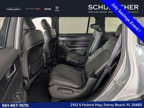 New 2025 Jeep Grand Cherokee L Altitude RWD image 7