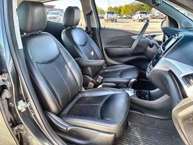 Used 2017 Chevrolet Spark LT FWD image 22