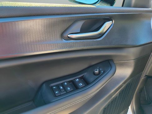 New 2025 Jeep Grand Cherokee Altitude RWD image 13