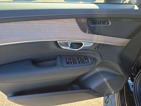 New 2026 Volvo XC90 B6 Plus w/ Protection Package Premier image 11